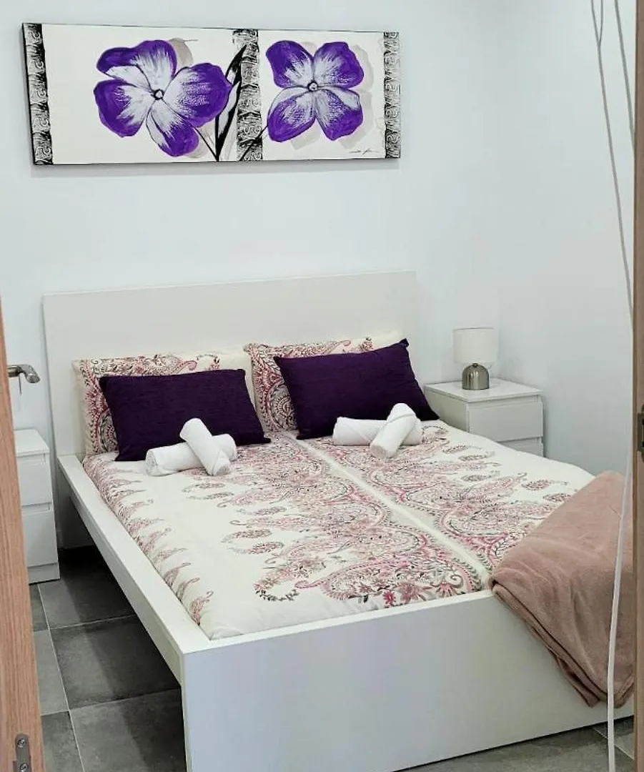 Villa Rafael Malaga 0*,